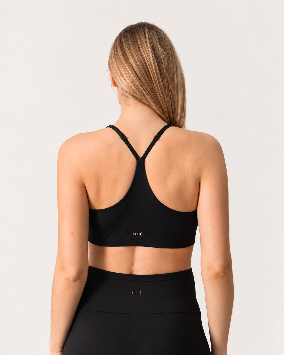 SPORTS BRA BLACK